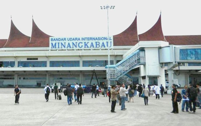 over capasity bandara minangkabau akan diperluas