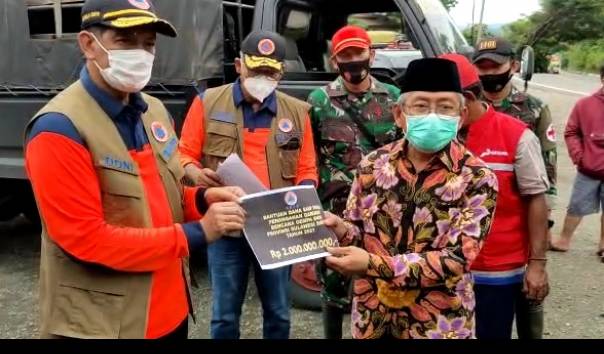 bnpb serahkan bantuan sebesar rp4 miliar untuk gempabumi sulbar
