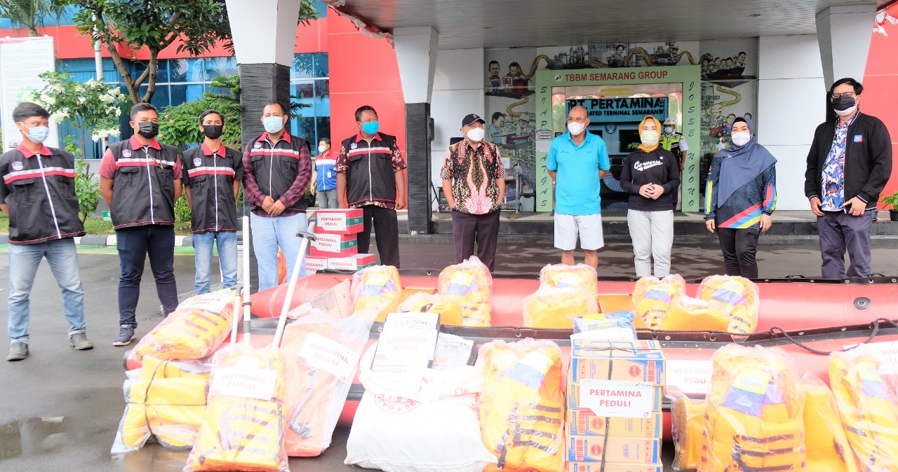dirut pertamina serahkan program csr masdana di semarang