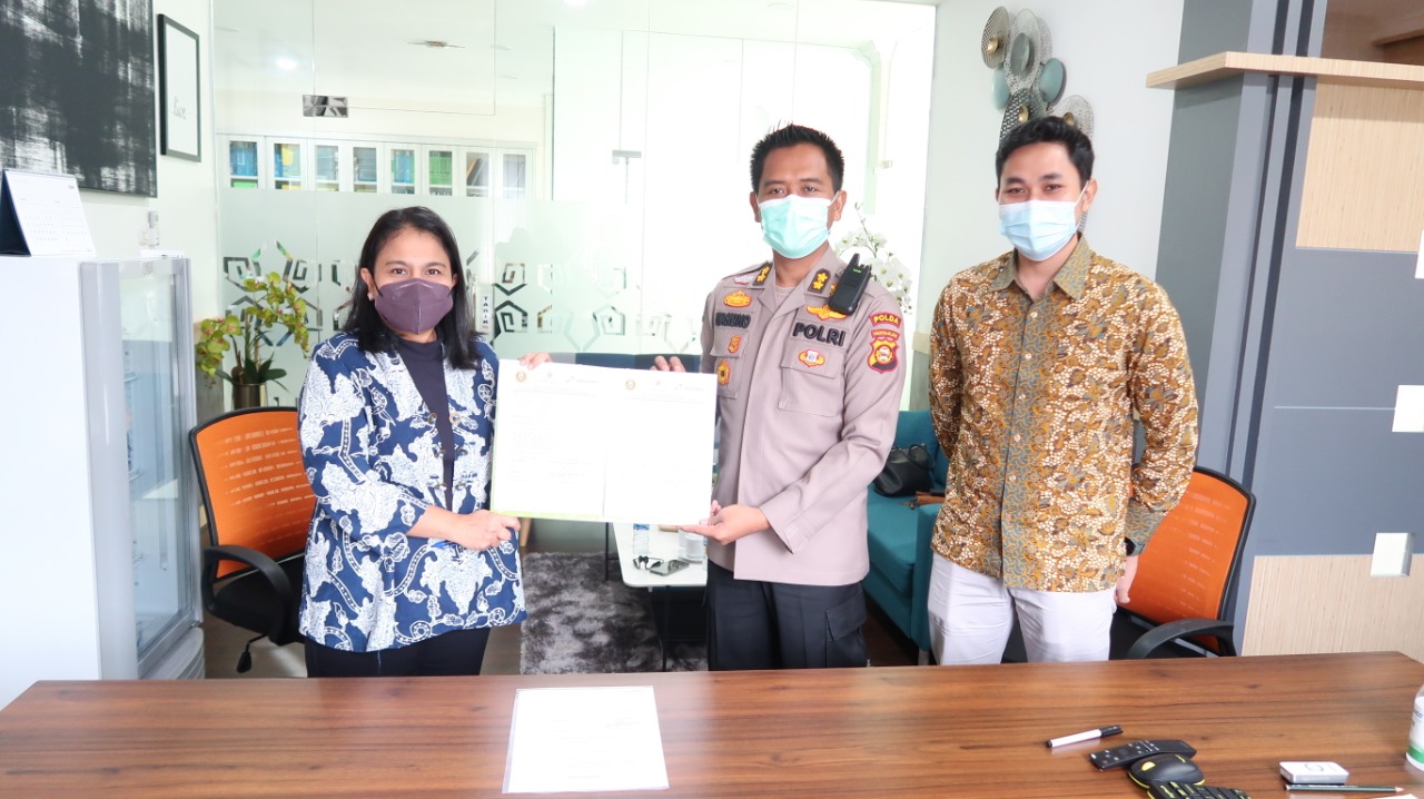 skk migas-pertamina ep bantu 2 unit ventilator pm-01 ke polda sumsel