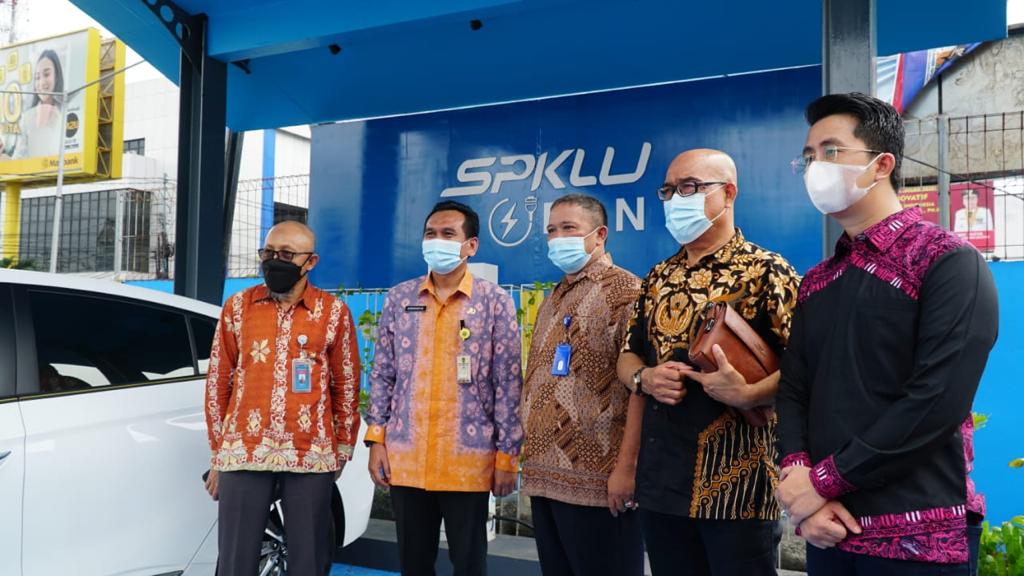 upaya pln wujudkan ekosistem kendaraan listrik terus tuai dukungan