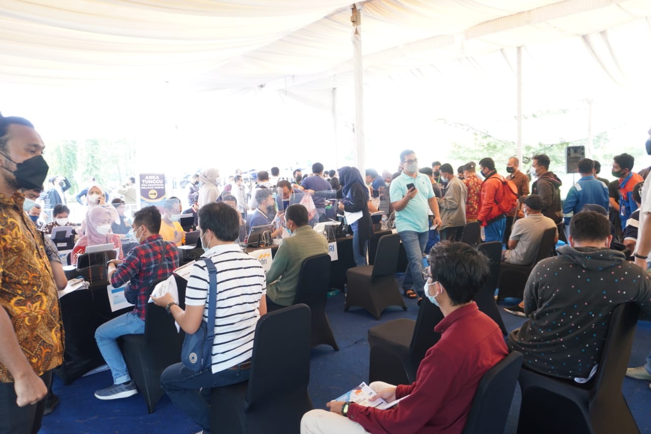 pln pastikan keandalan pasokan listrik, dukung sentra vaksin bersama