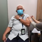 Vaksinasi Dosis Ketiga Untuk Nakes Dimulai 2