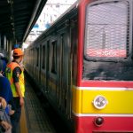 Rencana Pembedaan Tarif KRL Bagi "Si Kaya" dan "Si Miskin", YLKI : Ide Absurd