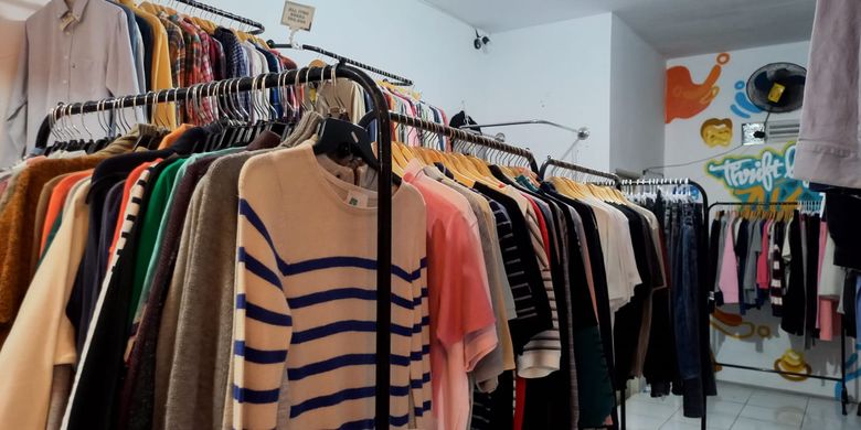 Aksi Thrifting Baju Bekas Rugikan Negara Dan Industri Lokal 