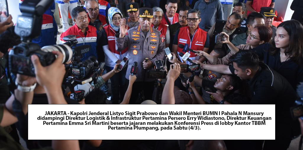 Tinjau Terminal BBM Plumpang Bersama Direksi Pertamina, Kapolri: Kebutuhan Pengungsi Terpenuhi dengan Baik