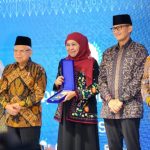 Borong Enam Penghargaan, Jatim Raih Juara Umum Anugerah Adinata Syariah KNEKS