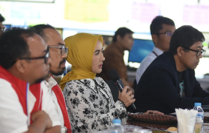 Dirut Pertamina Pantau Penyaluran LPG dari Command Center