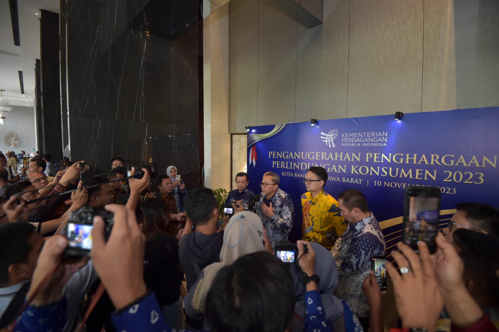 Tantangan Perlindungan Konsumen Makin Besar