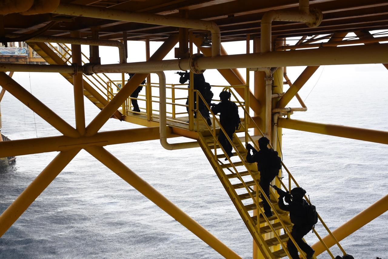 Perkuat Pengamanan Obvitnas, Pertamina - TNI AL Gelar Latihan Keadaan Darurat