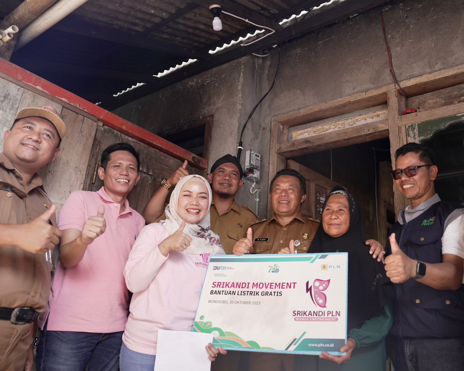 Lewat Srikandi Movement, Komunitas Perempuan PLN Hadirkan Listrik Gratis Bagi Warga Prasejahtera di Sepuluh Kota