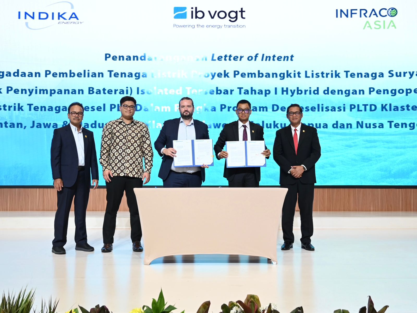 Lanjutkan Program Dedieselisasi, PLN dan Tiga Perusahaan Nasional Multinasional Teken LOI