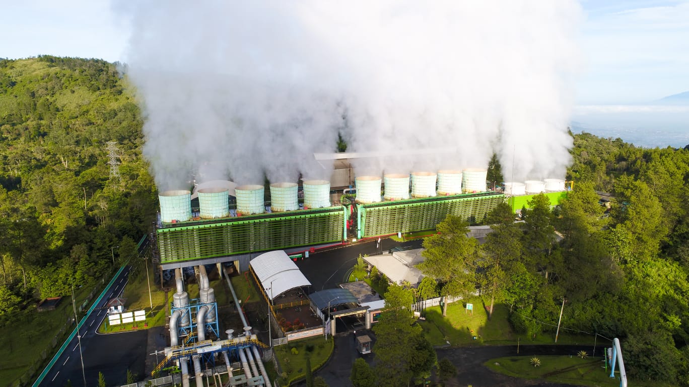 PLN Gunakan REC untuk Seluruh SPKLU, Pengguna EV Tak Perlu Ragu Listriknya 100% Energi Bersih