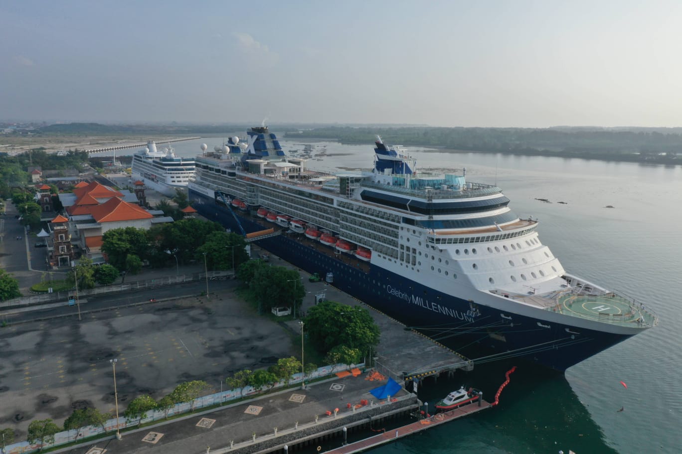 Pelabuhan Benoa Sukses Layani Turn Around 4.400 Penumpang Cruise Celebrity Millenium