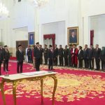 Presiden Jokowi Lantik Sembilan Anggota KPPU