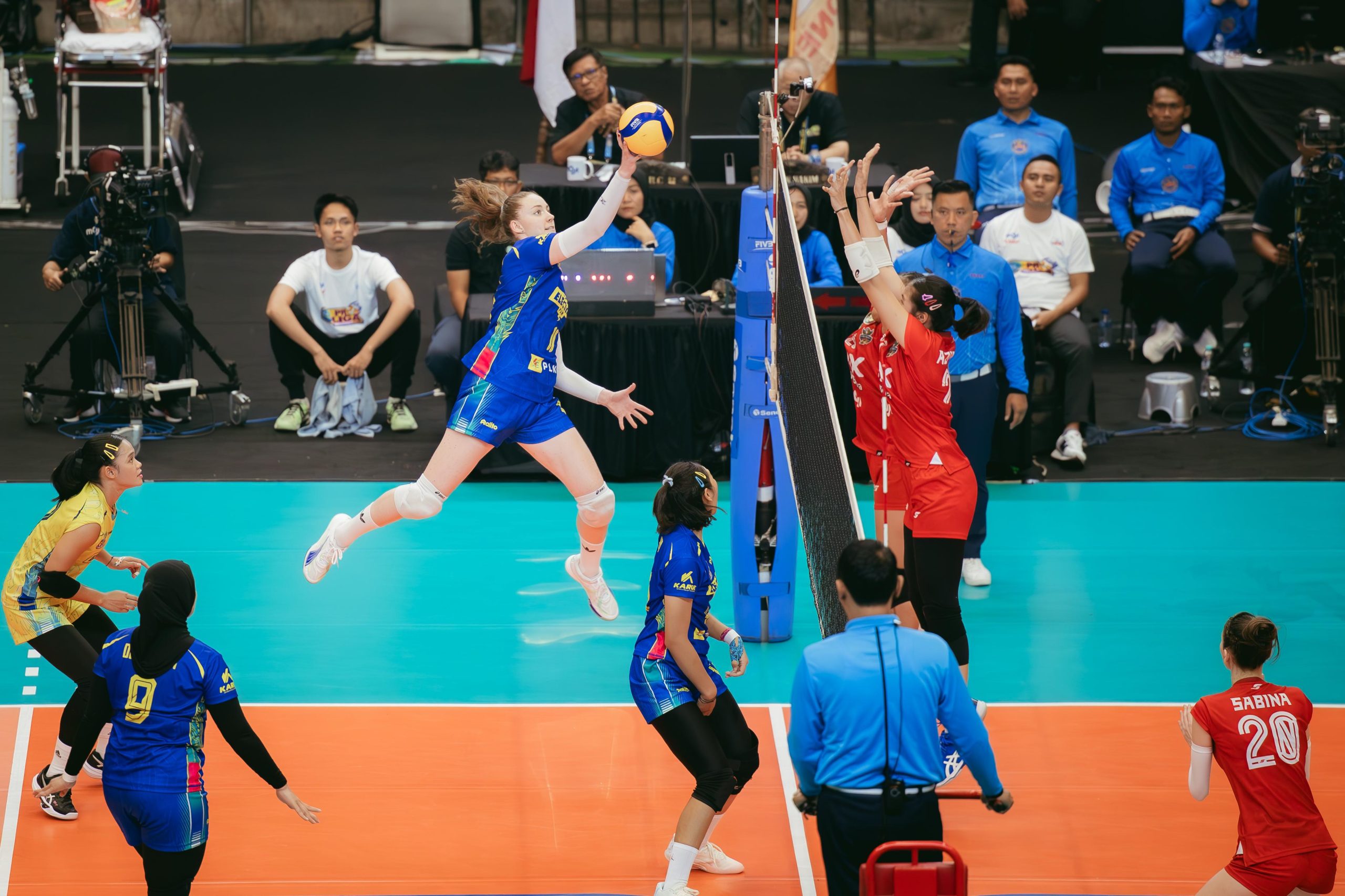 Tim Putri Jakarta Electric PLN Sukses Amankan Peringkat Kedua di Putaran Pertama PLN Mobile Proliga 2025