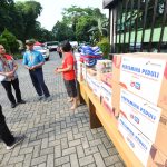 Pertamina melalui Pertamina Peduli menyalurkan bantuan bagi korban banjir Jakarta Selatan, termasuk air minum, makanan, dan perlengkapan kebersihan.