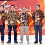 Pelita Air raih penghargaan Strategi Pertumbuhan Terbaik & Best CEO di Anugerah BUMN 2025, bukti sukses transformasi bisnis & inovasi berkelanjutan.