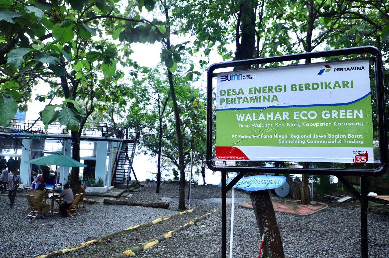 Ubah Sampah Jadi Berkah! Pemuda Walahar Sukses Revitalisasi Danau Cinta