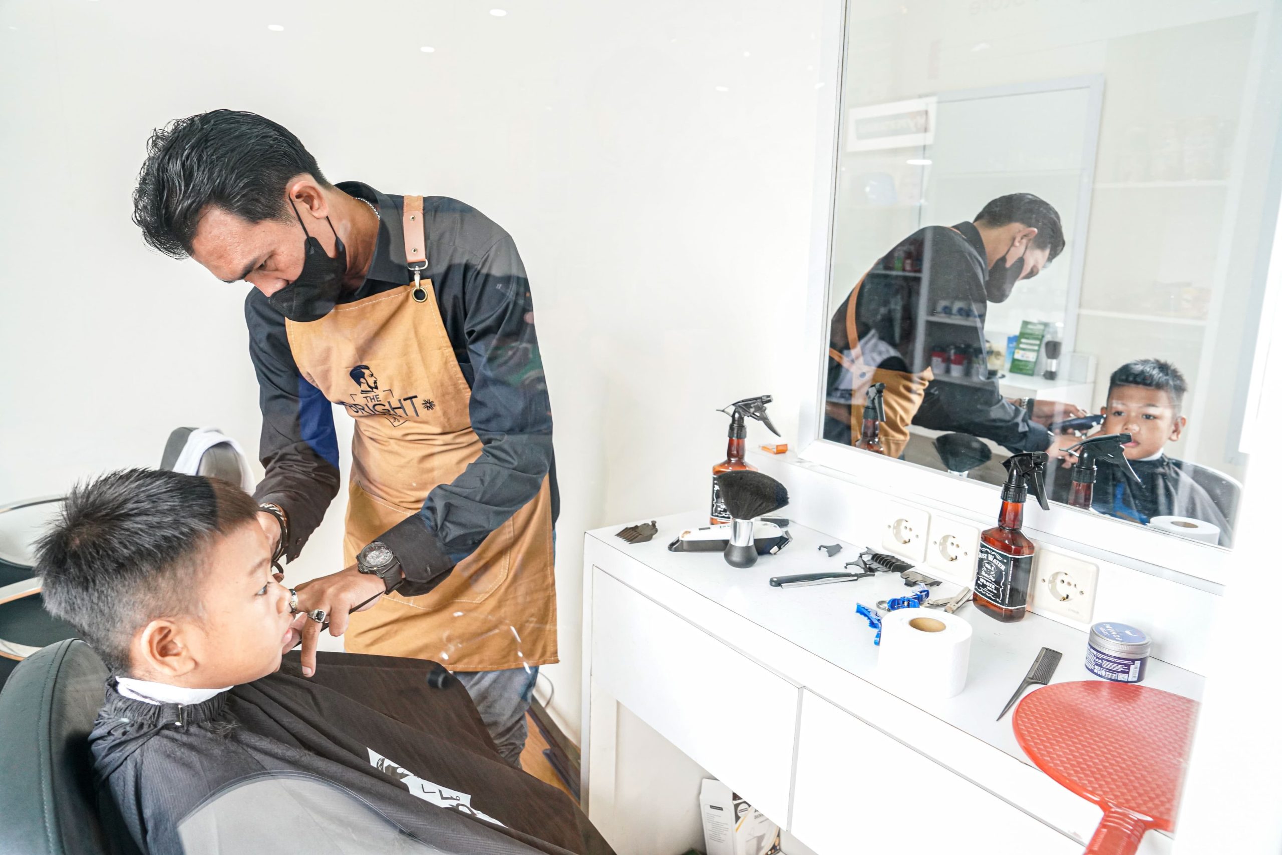 Mudik Anti Kusut! Serambi MyPertamina Sediakan Barbershop Gratis