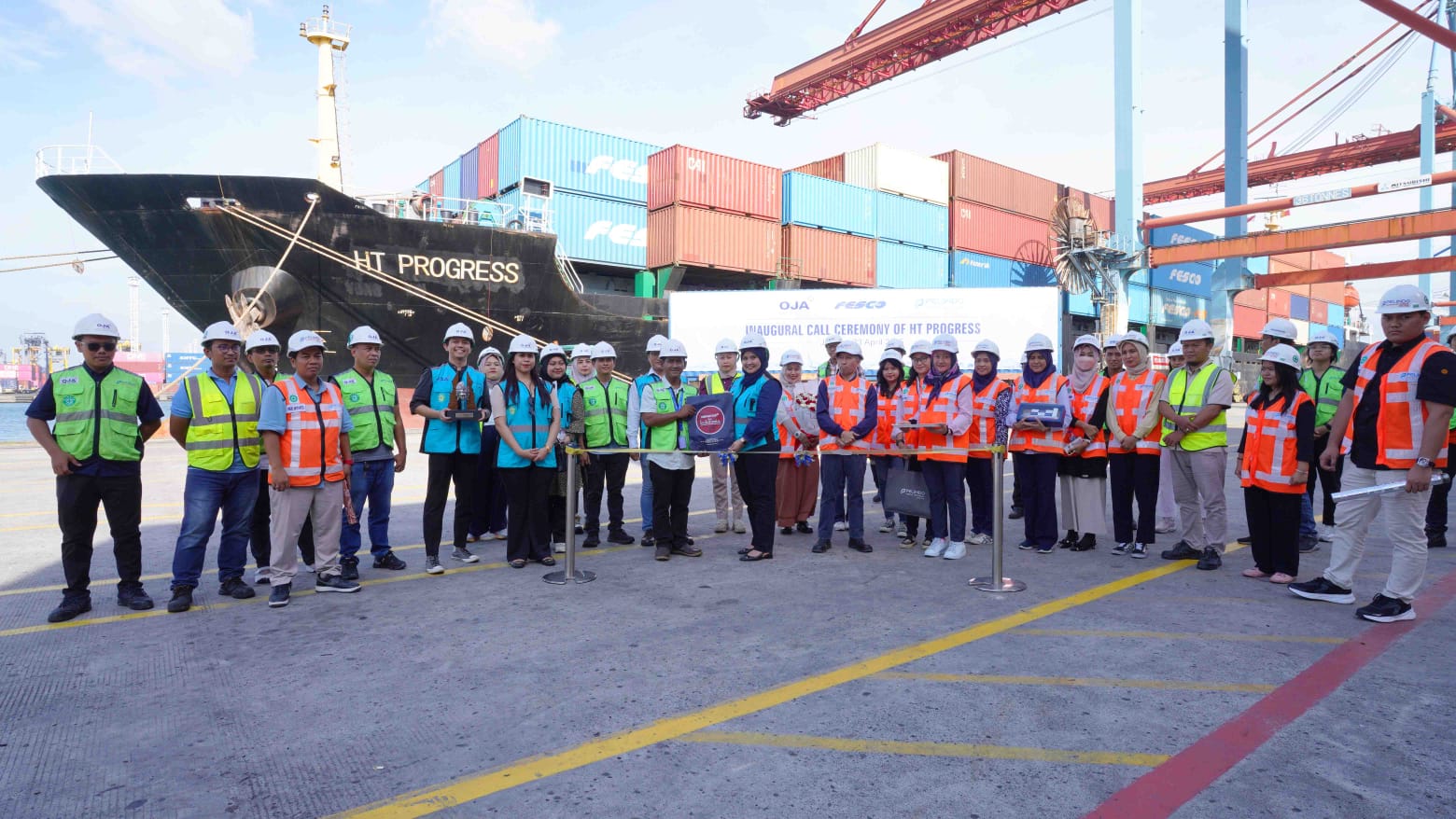 IPC TPK Layani Pelayaran Baru Ke Vietnam Dari Fesco Lines