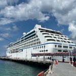 MS Insignia Tambat di Pelabuhan Celukan Bawang, Tutup Rekor Sejarah Cruise Tourism di Bali Utara