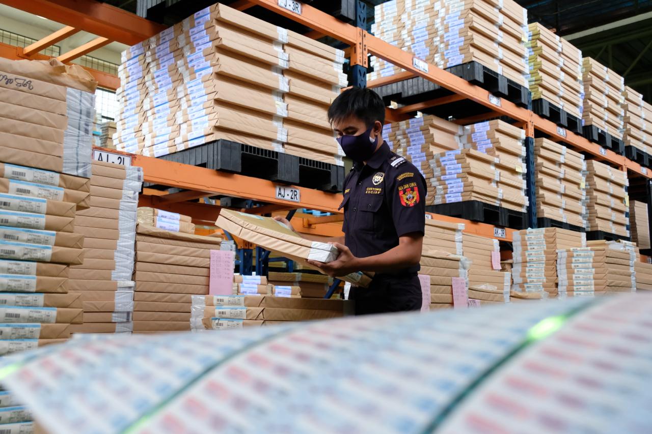 Bea Cukai Kudus Gagalkan 9,9 Juta Batang Rokok Ilegal Selama Triwulan I 2025