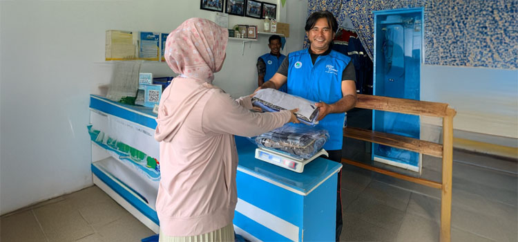 Pertamina Bantu Nelayan Dumai Raup Cuan dari Green Laundry Ramah Lingkungan