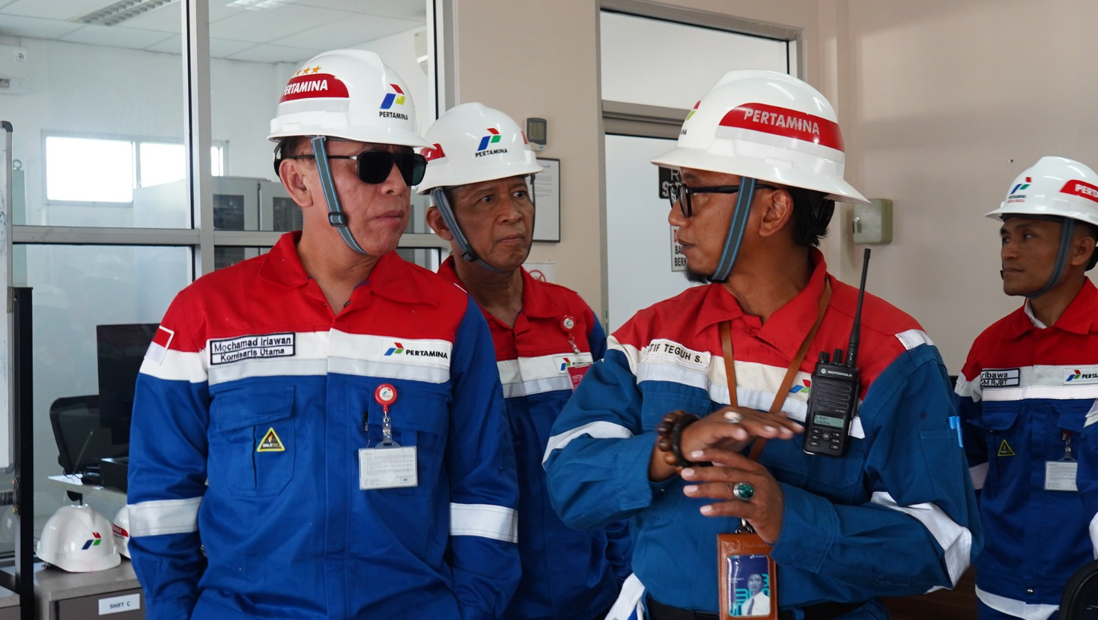 Mochamad Iriawan Sidak Terminal BBM Rewulu, Pastikan Pasokan Energi Aman di Hari Libur