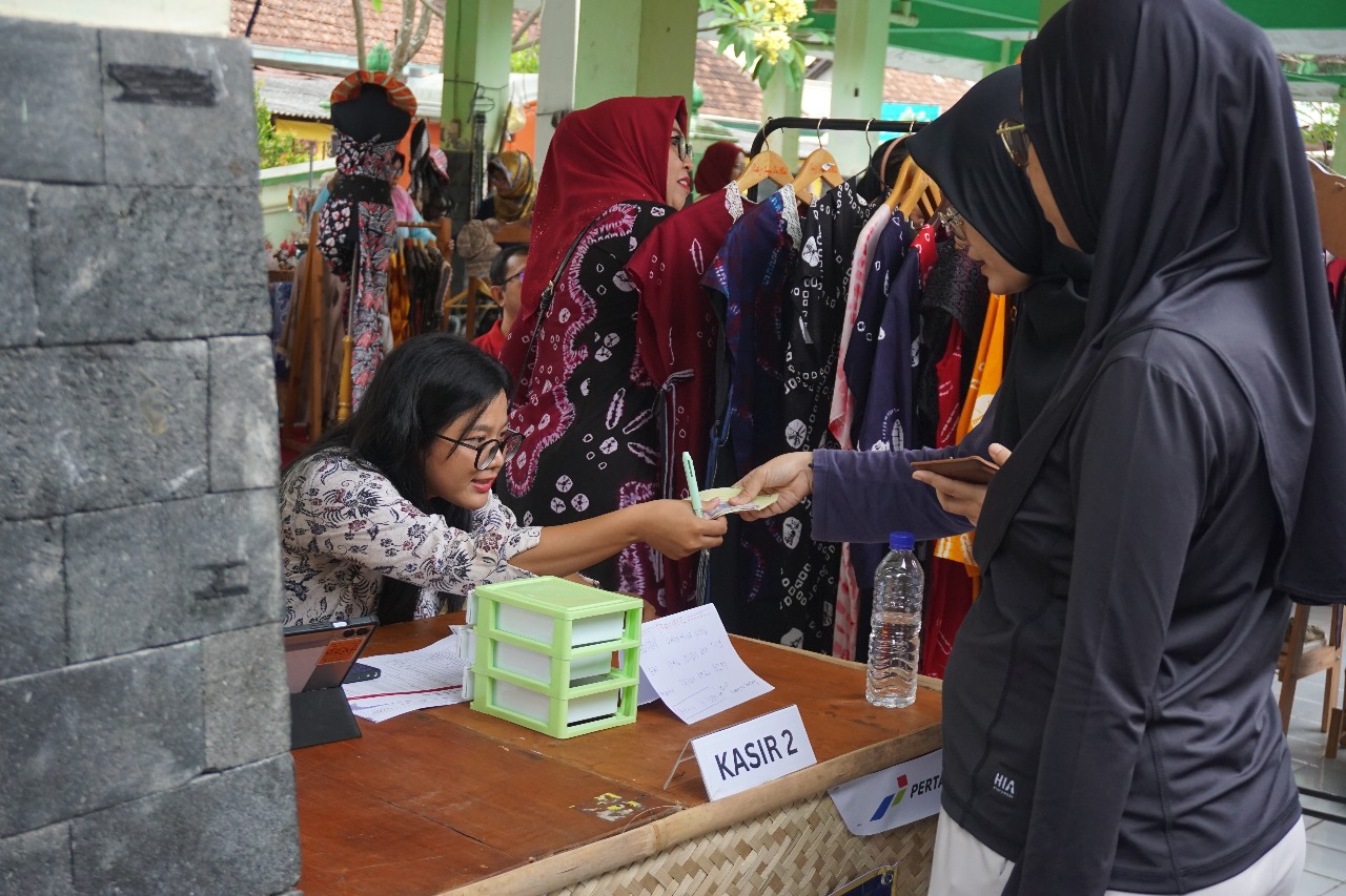 UMKM Binaan Pertamina Raup Transaksi Rp2 Miliar di SMEXPO Yogyakarta 2025