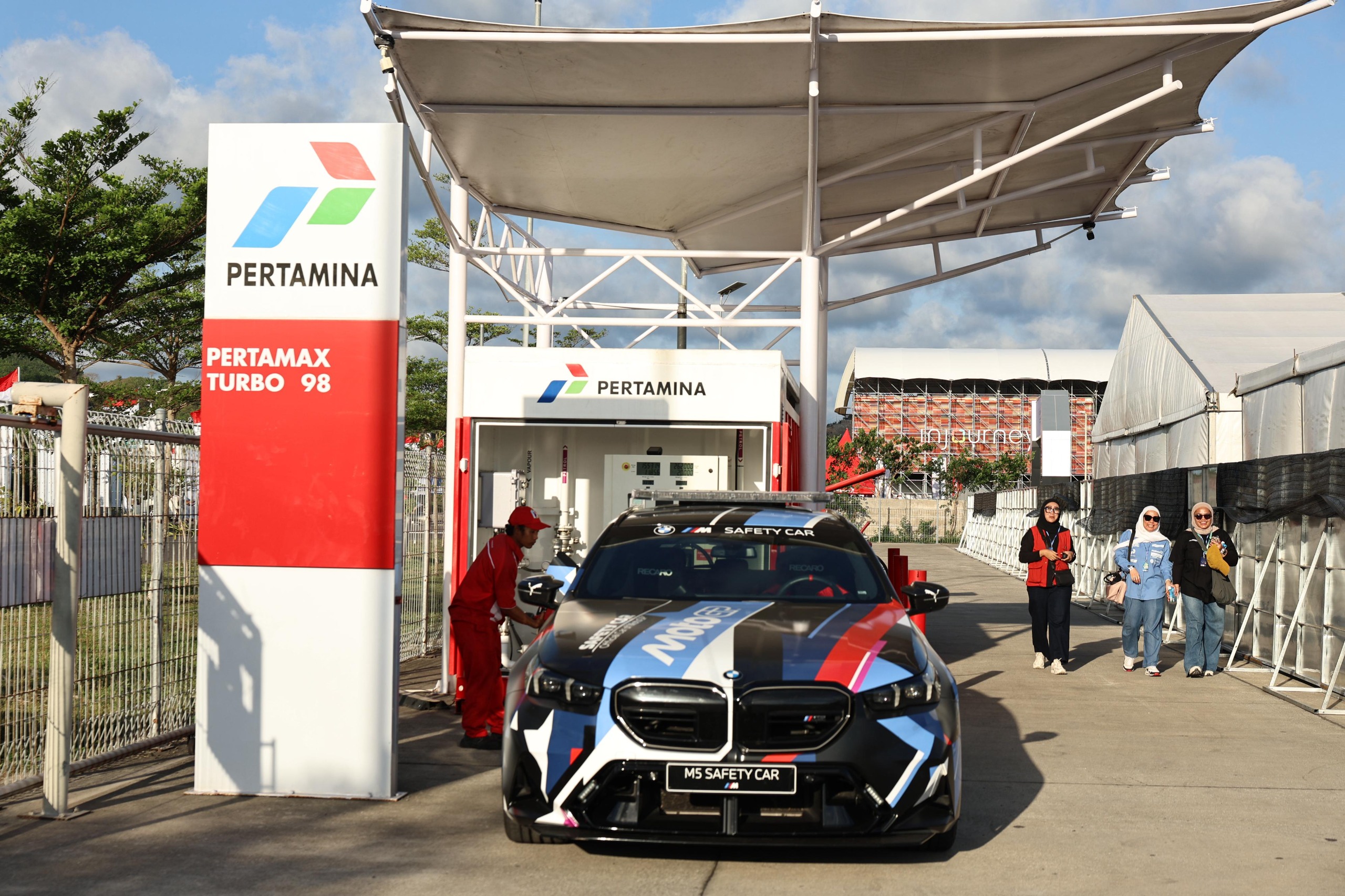 Official Safety Car MotoGP di Mandalika Gunakan Pertamax Turbo untuk Bahan Bakar