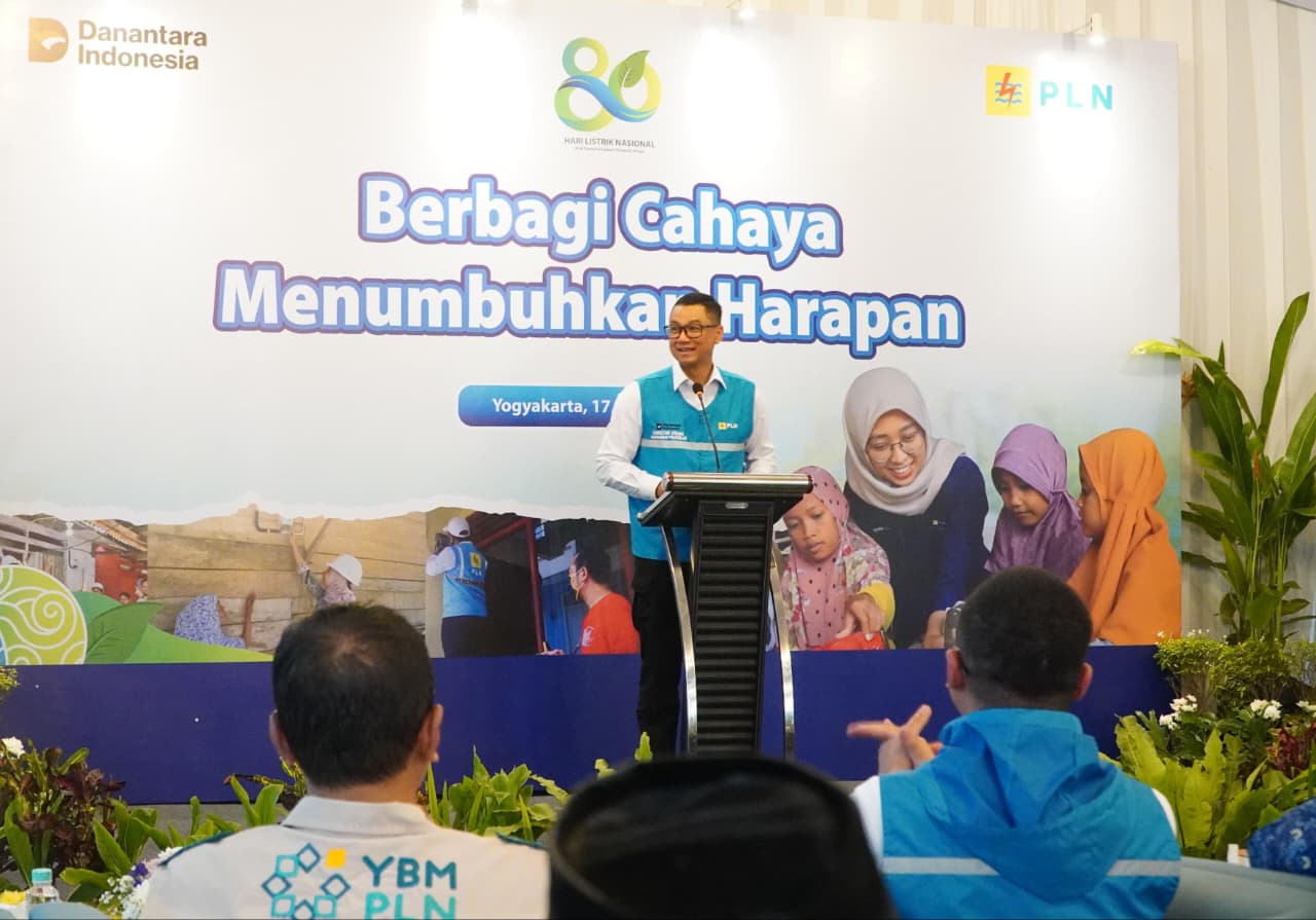 PLN dan Pemkab Bantul Wujudkan Harapan Baru, Warga Kurang Mampu Kini Bisa Nikmati Terang
