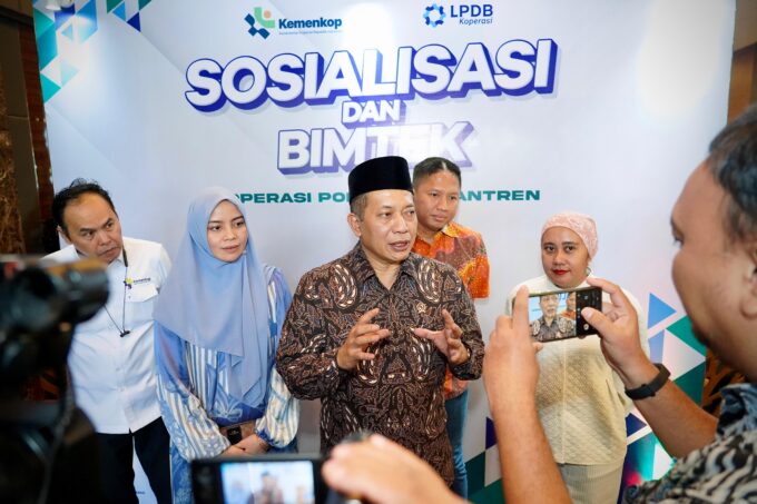 LPDB dan Kemenkop memperkuat kopontren agar mampu mendorong ekonomi syariah lewat pembiayaan, pendampingan, dan penguatan ekosistem usaha.