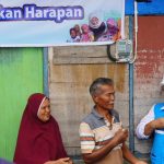 PLN Nyalakan Harapan Baru di Padang, Warga Prasejahtera Kini Nikmati Listrik Gratis