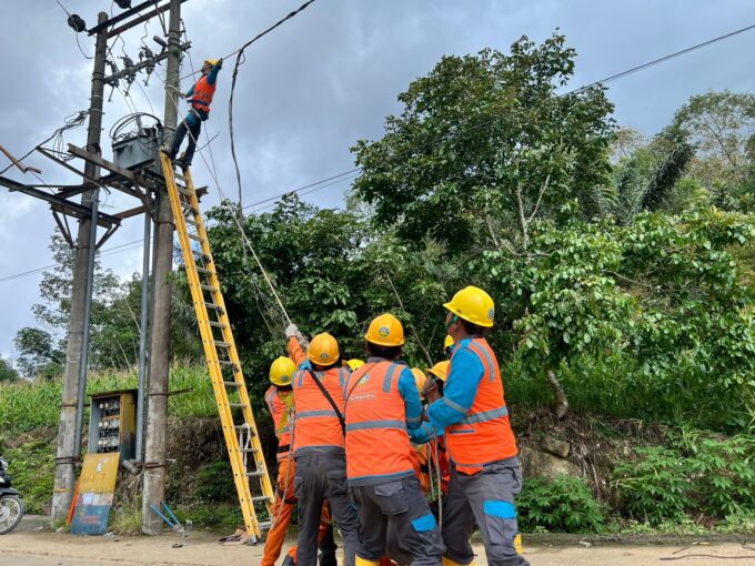 Upaya Darurat Pemulihan Listrik Sumut: Menteri ESDM dan Dirut PLN Pastikan Target Normalisasi Tuntas Akhir Pekan