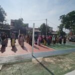 PKK RW 20 Mangun Jaya gelar cek kesehatan gratis di Hari Ibu, ratusan warga hadir dan antusias ikut pemeriksaan serta door prize.
