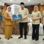 Kemenkop menggalang solidaritas koperasi bantu korban bencana Sumatra, salurkan logistik, relawan, dan dorong pemulihan ekonomi daerah terdampak.