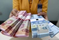 Bank Mandiri menyiapkan uang tunai Rp25 triliun dan memperkuat layanan digital guna mengantisipasi lonjakan transaksi selama libur Nataru.