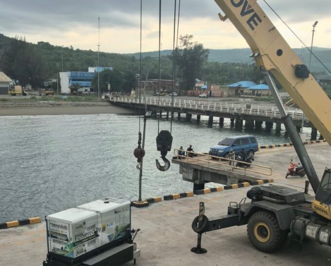 AKSI NYATA! Nyawa Pasien Selamat, PLN 'All Out' Terobos Lumpur demi RS Aceh Tamiang