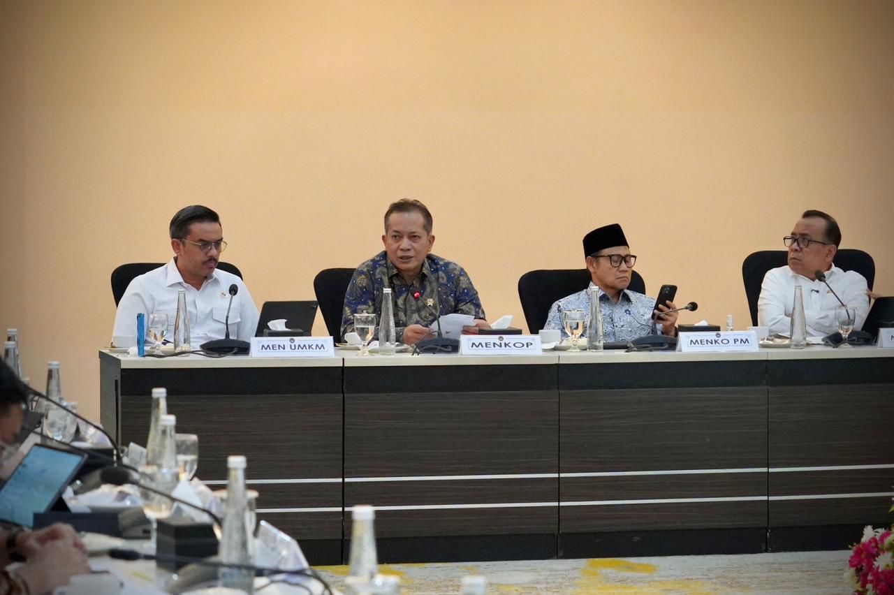 Kementerian Koperasi menggerakkan koperasi nasional untuk pemulihan ekonomi Sumatra pascabencana, dengan restrukturisasi pembiayaan dan bantuan sosial.