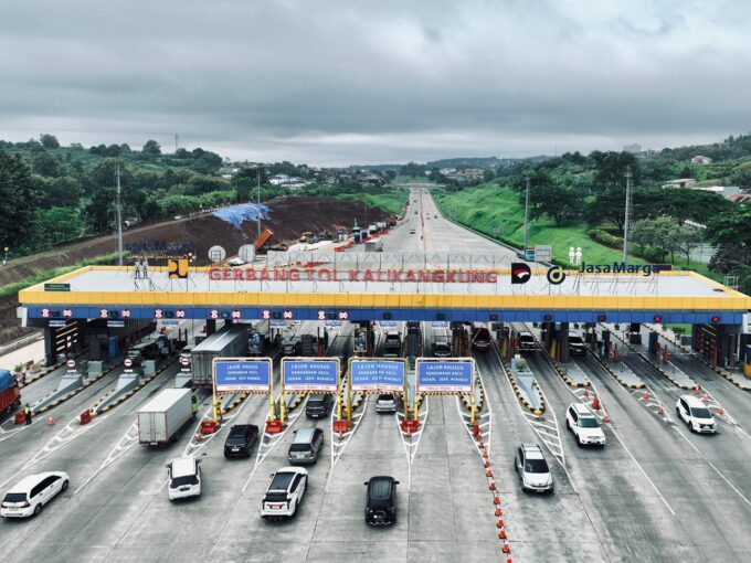 Tol TransJawa siapkan GT Kalikangkung jelang mudik Lebaran 2026, tambah gardu, personel, dan koordinasi untuk jaga kelancaran arus kendaraan.