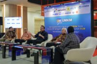 Menteri UMKM Maman Abdurrahman sebut impor jadi ancaman utama UMKM. Target KUR Rp295 triliun dinilai belum cukup tanpa perlindungan pasar domestik.