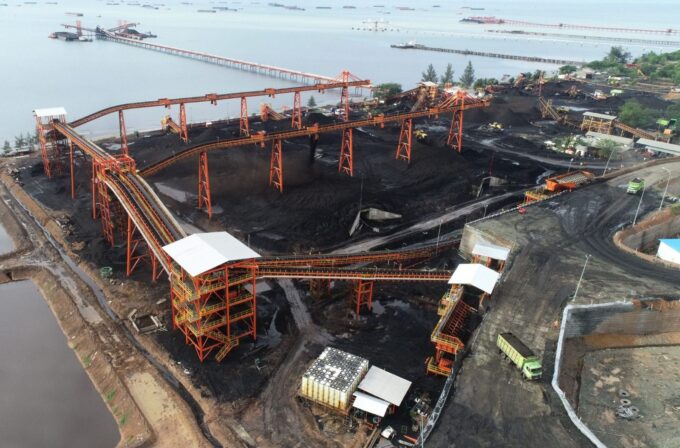 PLN Tambah Pasokan REC ke Borneo Indobara, Dorong Praktik Tambang Ramah Lingkungan