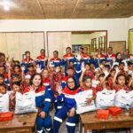 Dewan Komisaris Pertamina Sambangi Sekolah di Karangasem, Puluhan Siswa Terima Perlengkapan Belajar