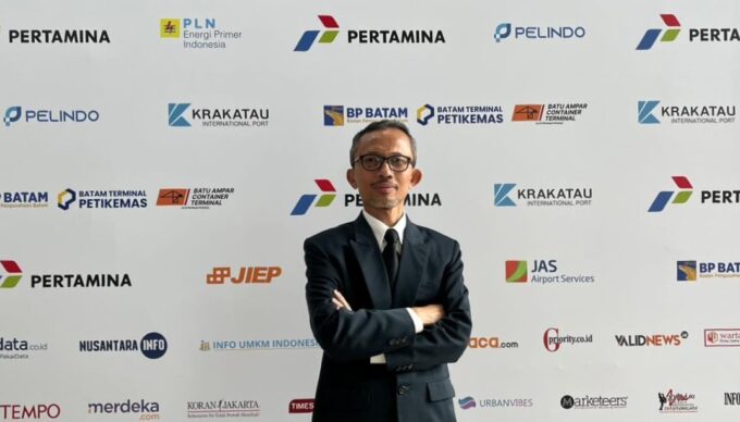 Danantara membentuk Holding Kawasan Industri Indonesia untuk memperkuat investasi, logistik, dan daya saing industri nasional.