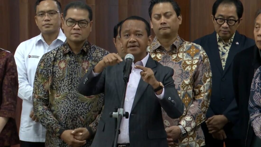 Pemerintah memangkas harga LNG industri menjadi USD13 per MMBTU untuk menjaga daya saing dan menekan biaya produksi.