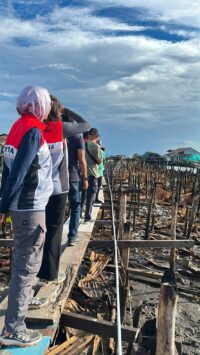 Pertamina EP Papua Field Gandeng DLH Papua Barat Daya Bantu Warga Terdampak Kebakaran di Sorong