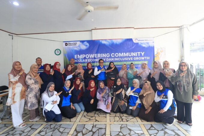 Elnusa Dorong Perempuan Cilandak Timur Ubah Sampah Plastik Menjadi Produk Bernilai Ekonomi