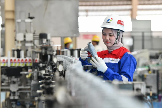 Pertamina Lubricants Tingkatkan Produksi dengan Teknologi Otomatis