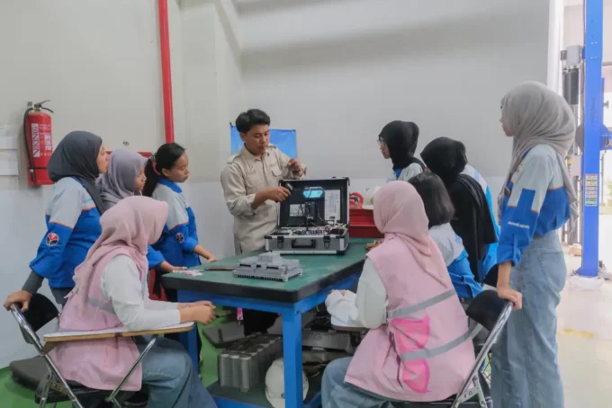 Srikandi PLN Bekali 1.422 Pelajar dan Mahasiswa, Energi Bersih Jadi Sorotan